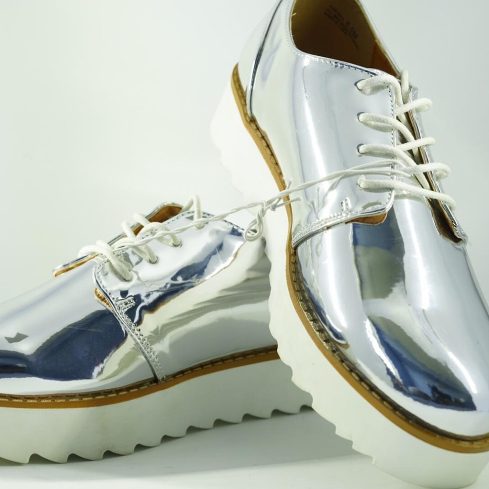 Chinese Laundry wedge oxfords
